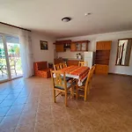 Ildiko Apartmanhaz Zamárdi