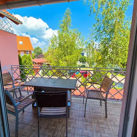 Ildiko Apartmanhaz Апарт-отель Замарди