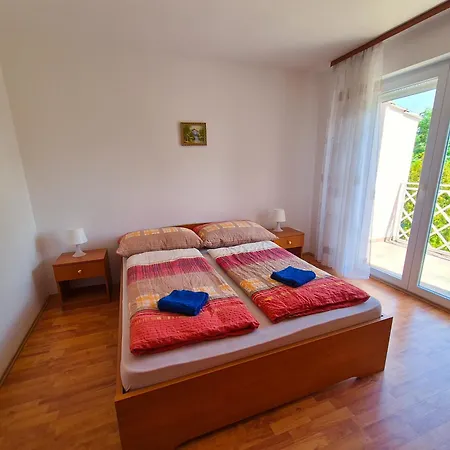 Апарт-отель Ildiko Apartmanhaz 3*