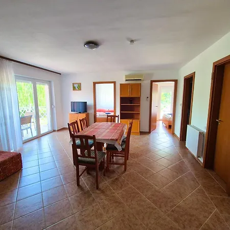 Апарт-отель Ildiko Apartmanhaz 3*