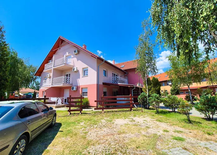 Aparthotel Ildiko Apartmanhaz Zamárdi