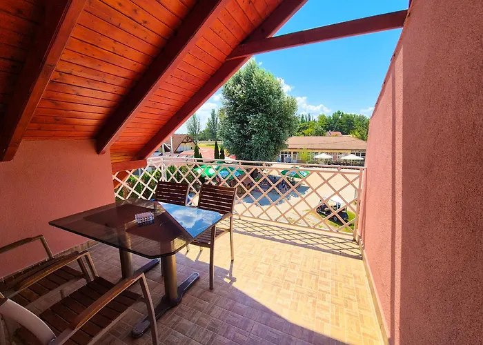 Aparthotel Ildiko Apartmanhaz Zamárdi