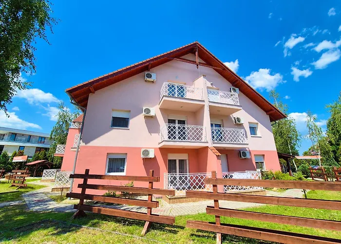 Ildiko Apartmanhaz Aparthotel 3*