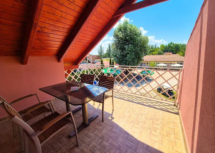 Aparthotel Ildiko Apartmanhaz Zamárdi