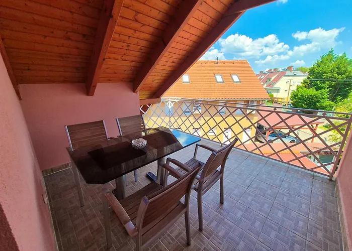 Ildiko Apartmanhaz 3*