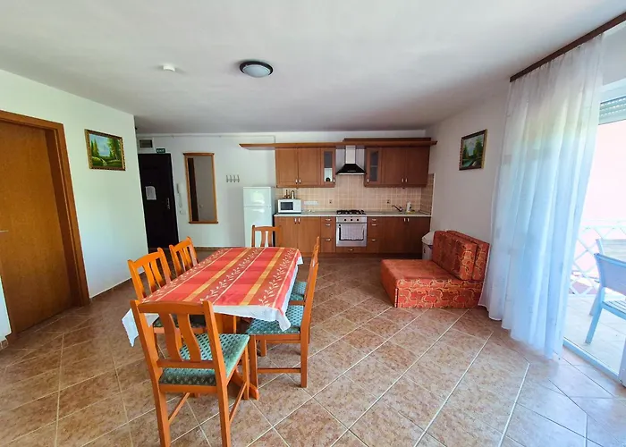 Apart Otel Ildiko Apartmanhaz 3*