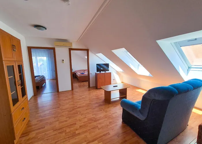 Ildiko Apartmanhaz 3*