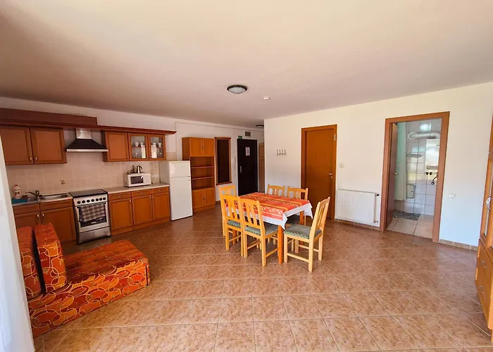 Apart Otel Ildiko Apartmanhaz Zamárdi
