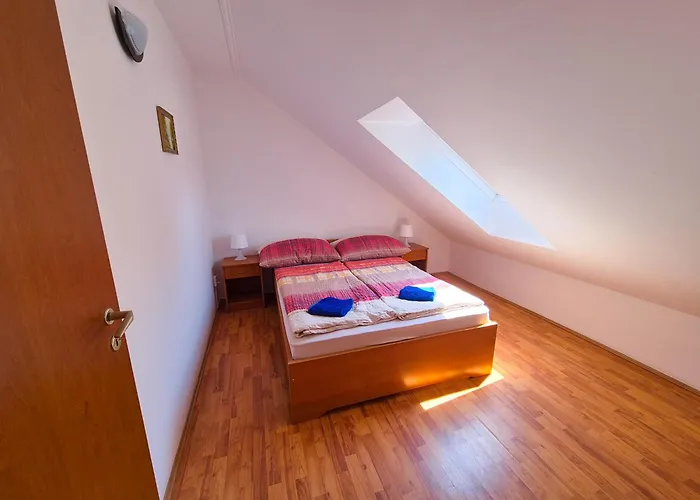 Ildiko Apartmanhaz Apart Otel Zamárdi