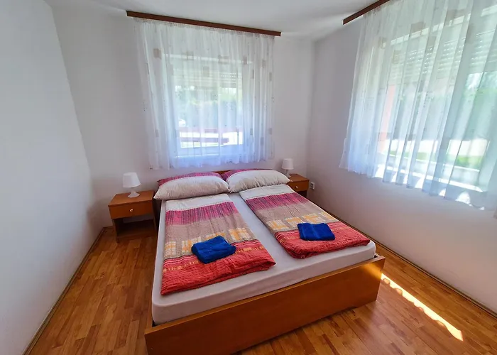 Apart Otel Ildiko Apartmanhaz Zamárdi